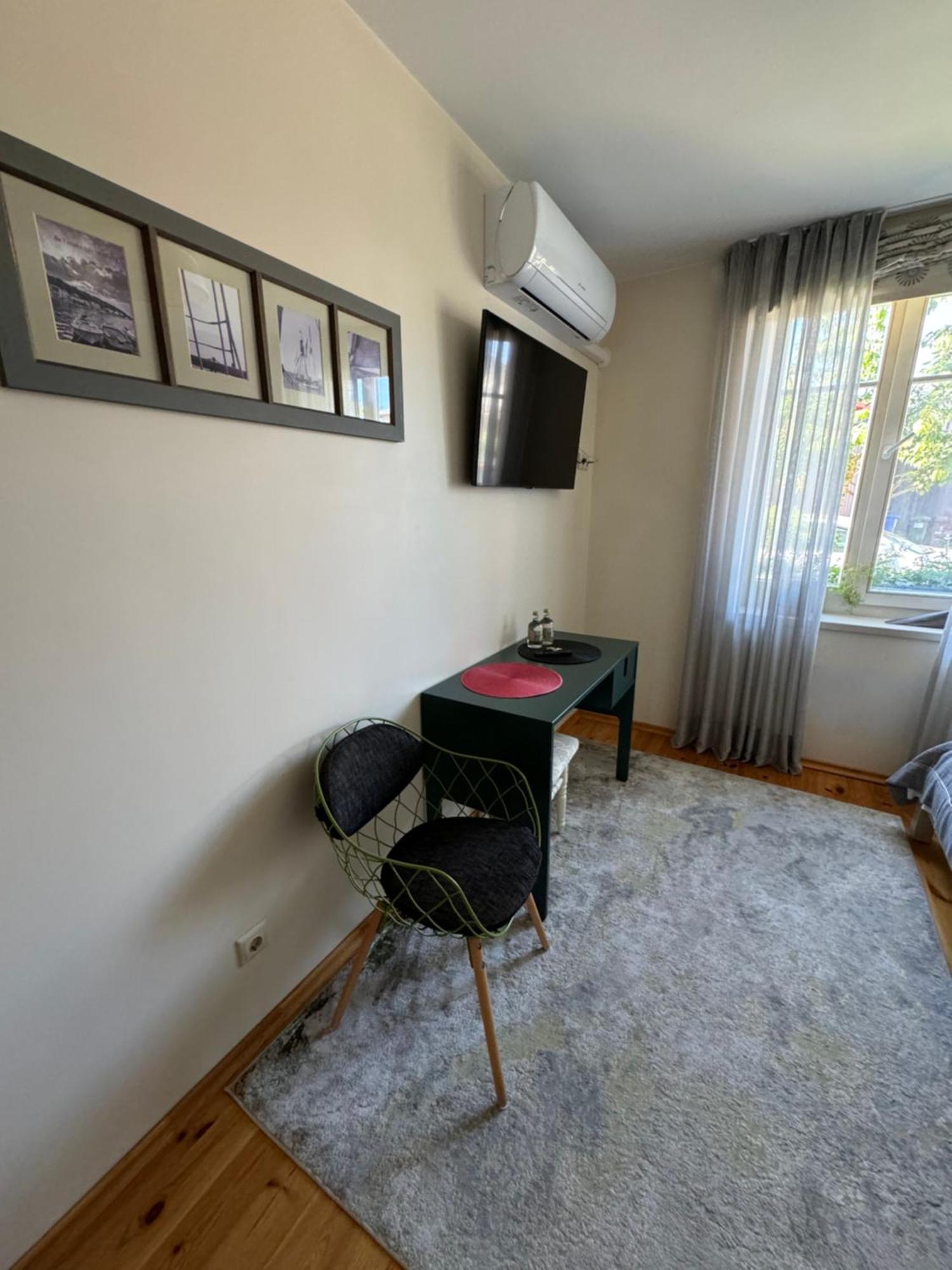 Guest House "8 Smilgos" Κλαϊπέντα Εξωτερικό φωτογραφία