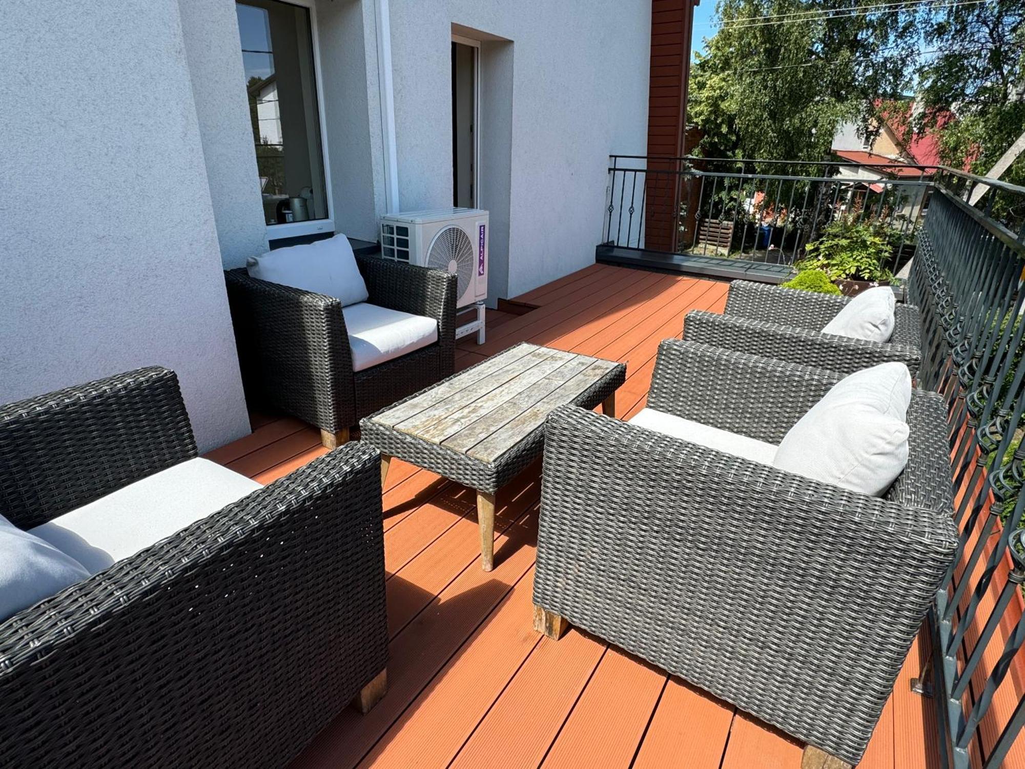 Guest House "8 Smilgos" Κλαϊπέντα Εξωτερικό φωτογραφία