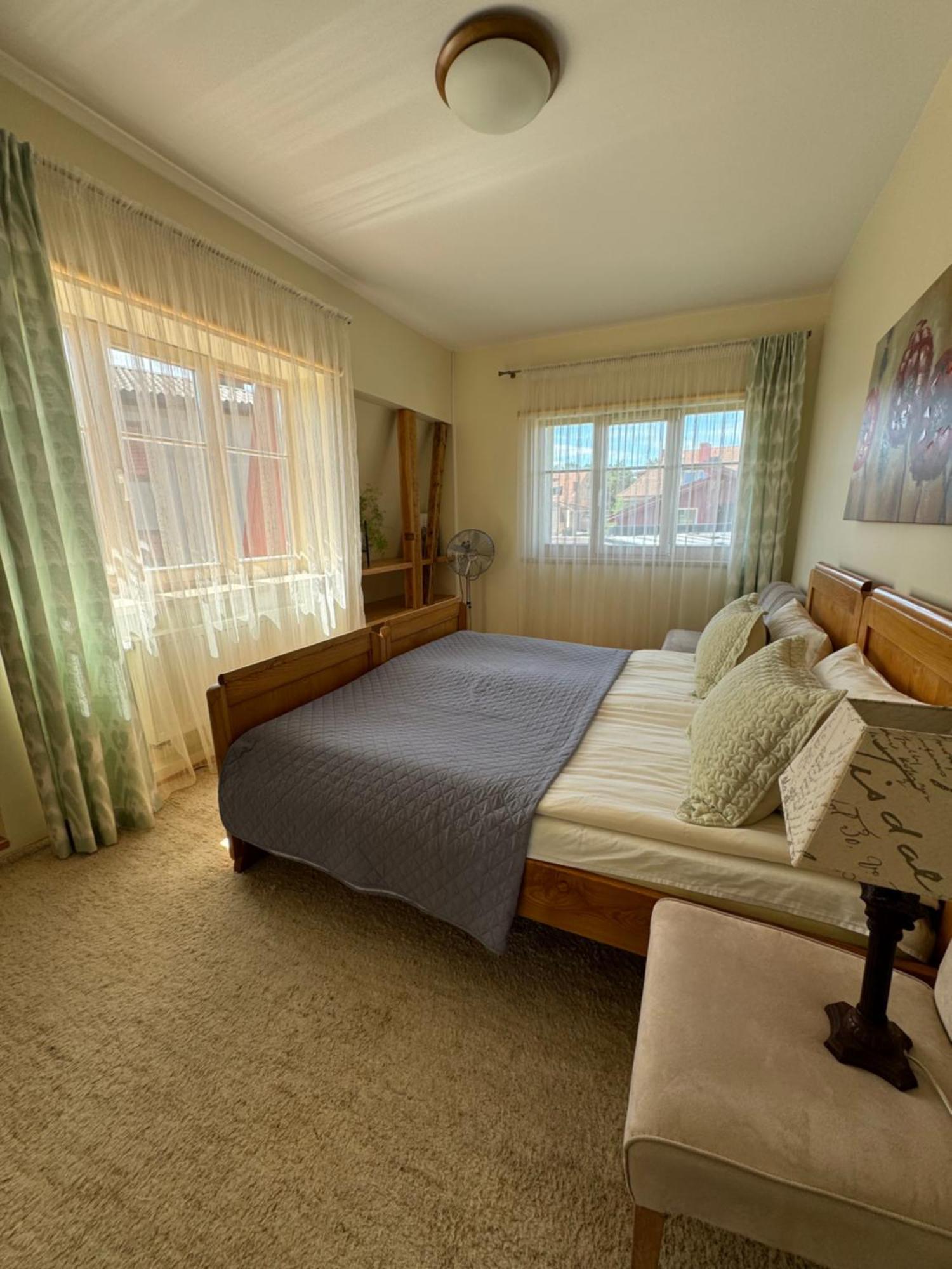 Guest House "8 Smilgos" Κλαϊπέντα Εξωτερικό φωτογραφία